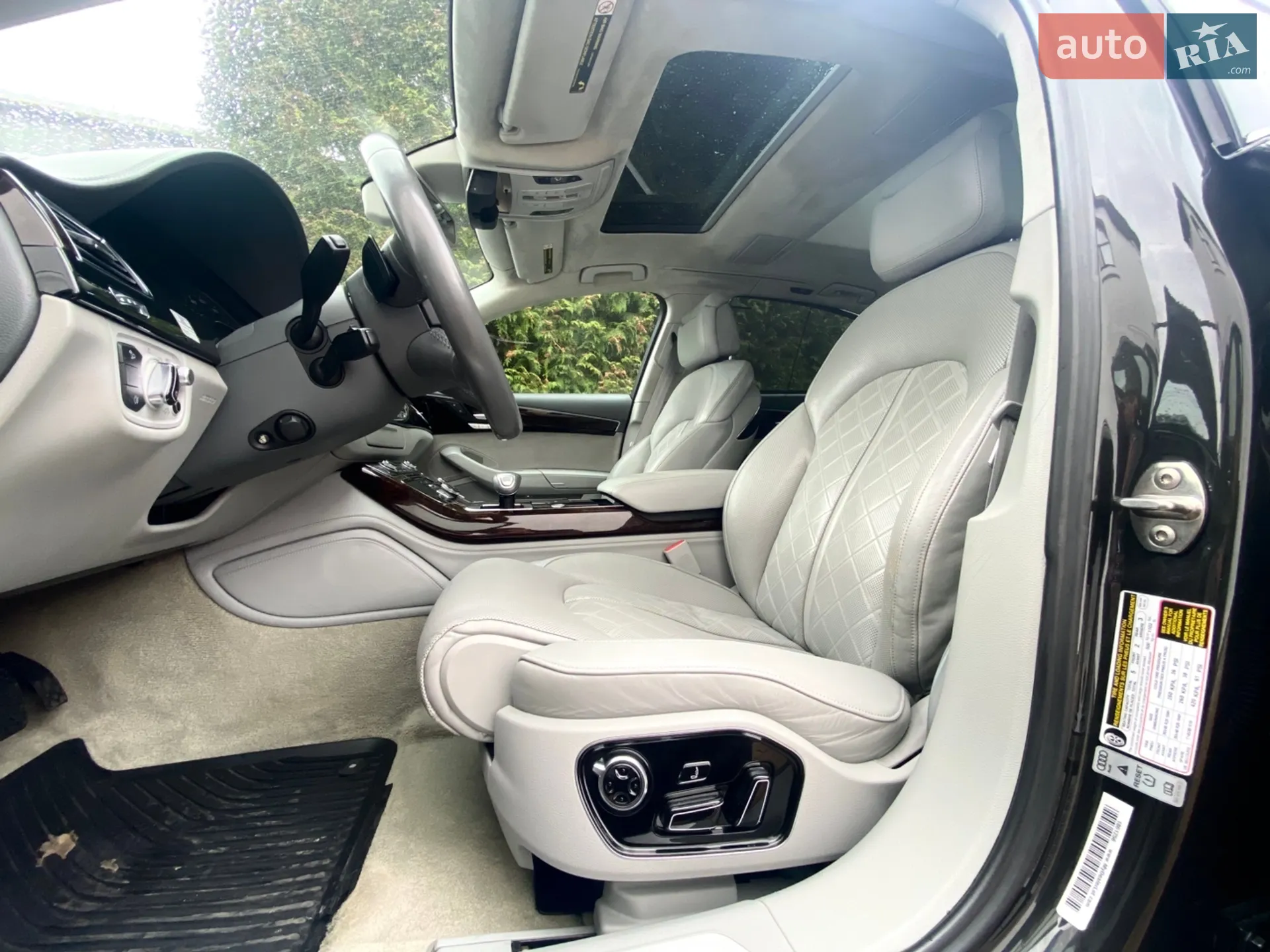 2015 Audi A8 - мініатюра 20