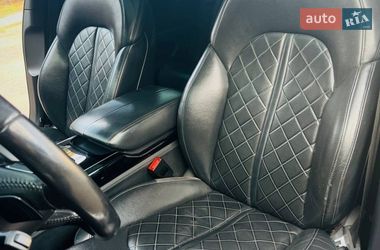 Седан Audi A8 2015 в Киеве