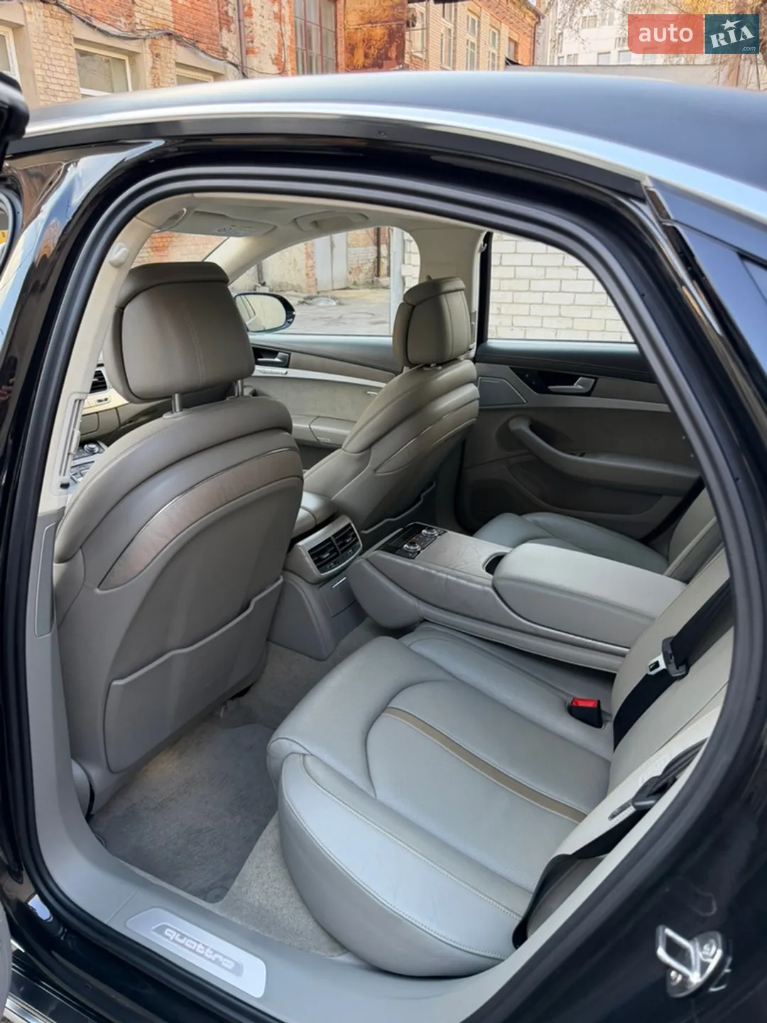 2015 Audi A8 - мініатюра 29