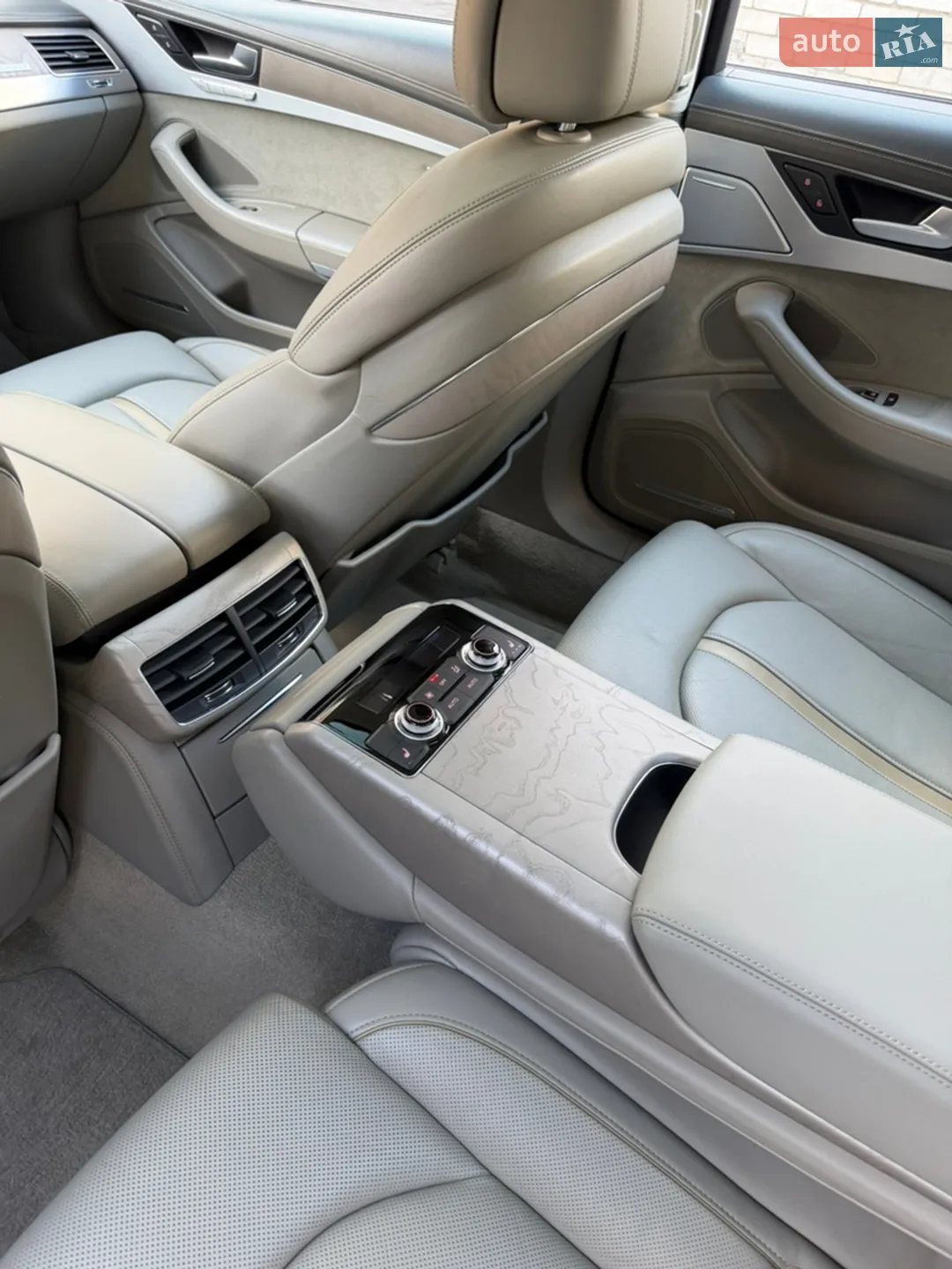 2015 Audi A8 - мініатюра 27