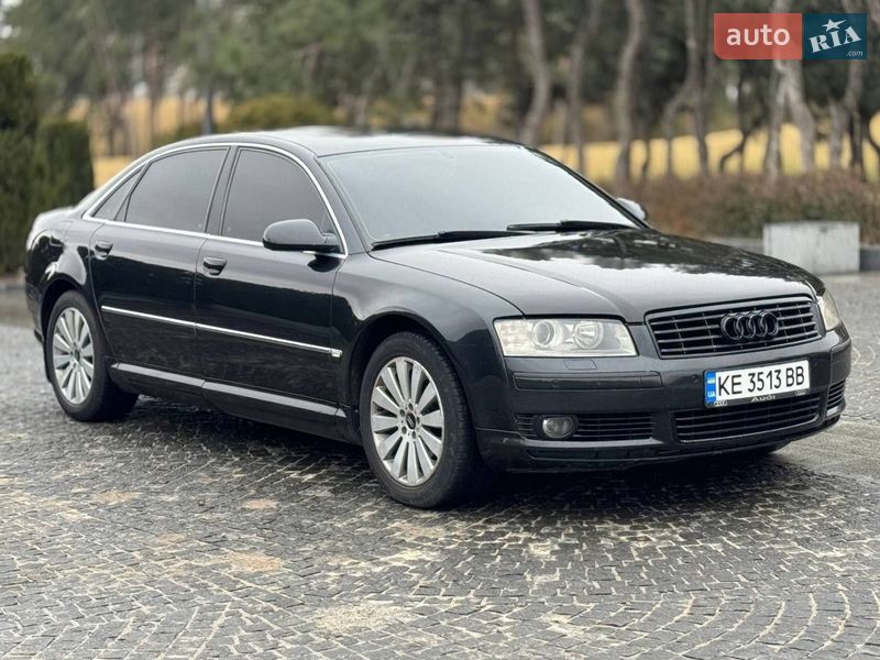 Седан Audi A8 2005 в Днепре