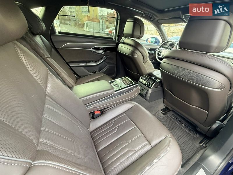 Седан Audi A8 2018 в Києві фото 54 Седан Audi A8 2018 в Києві