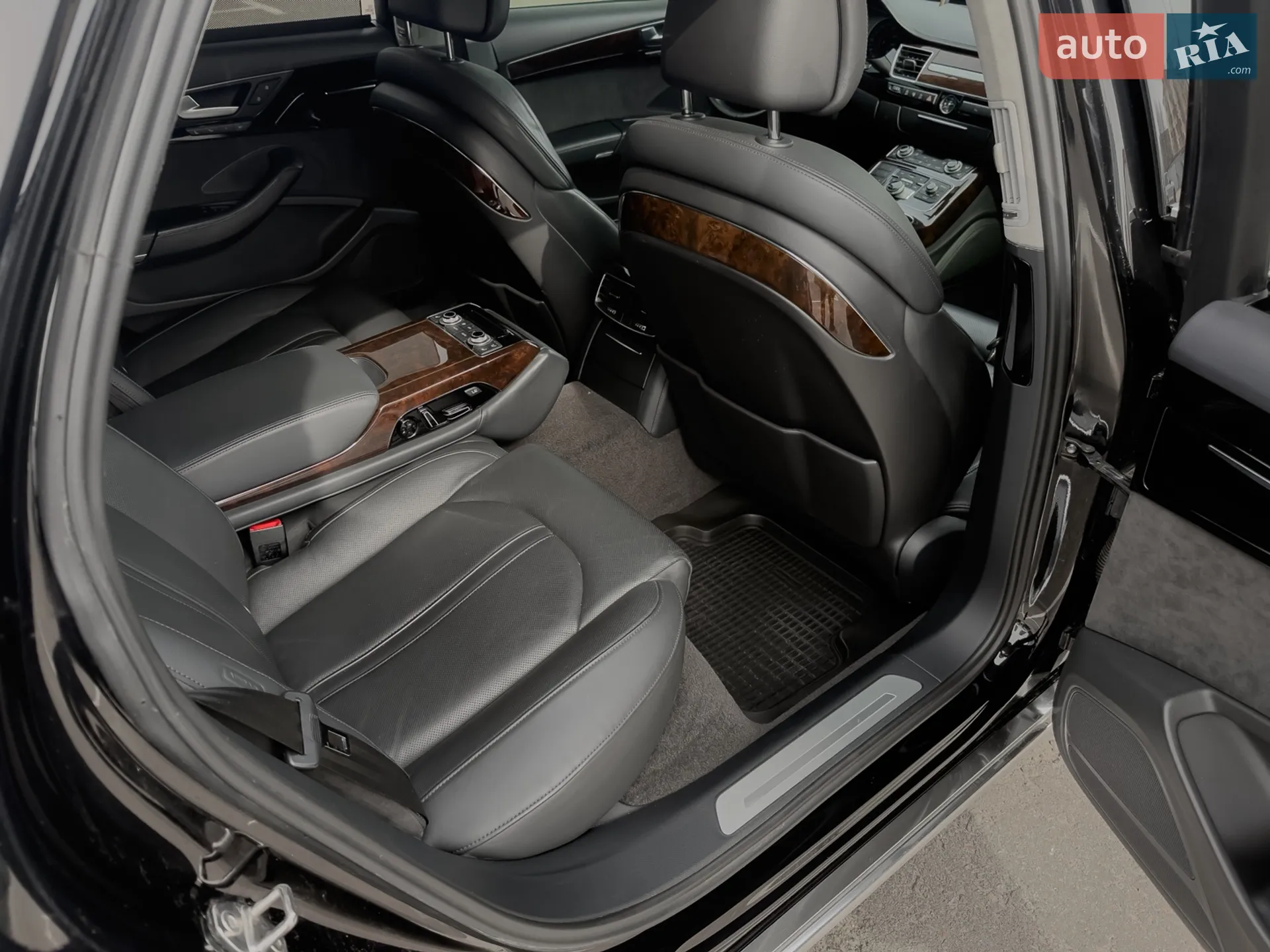 2014 Audi A8 - мініатюра 31