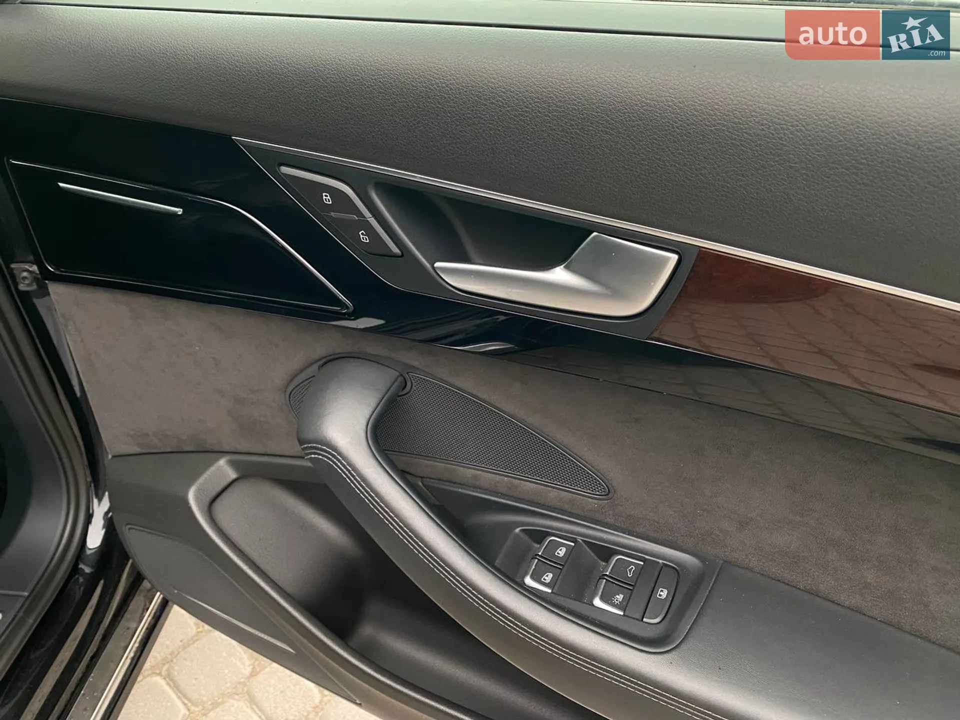 2013 Audi A8 - мініатюра 29