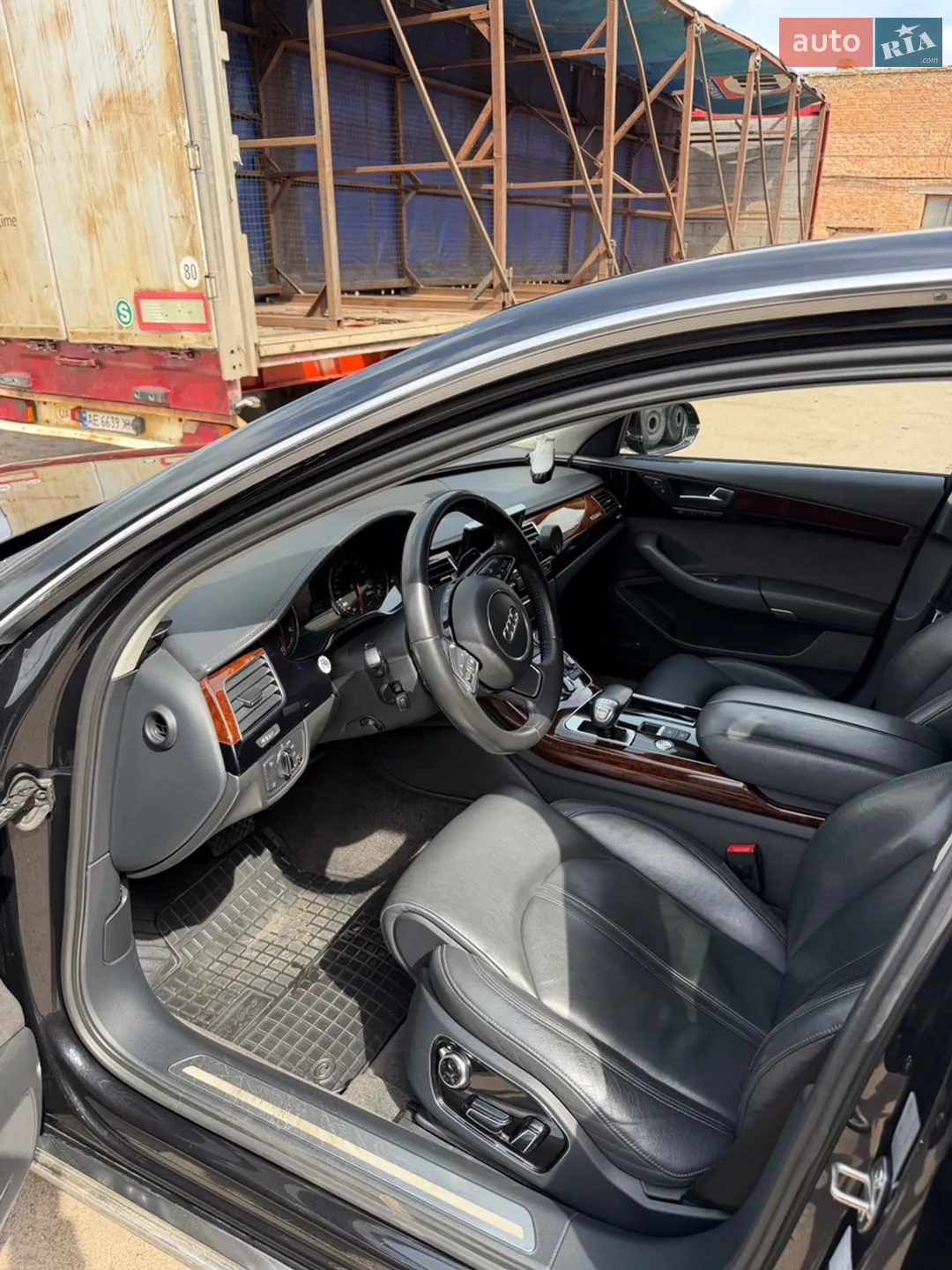 2011 Audi A8 - мініатюра 6