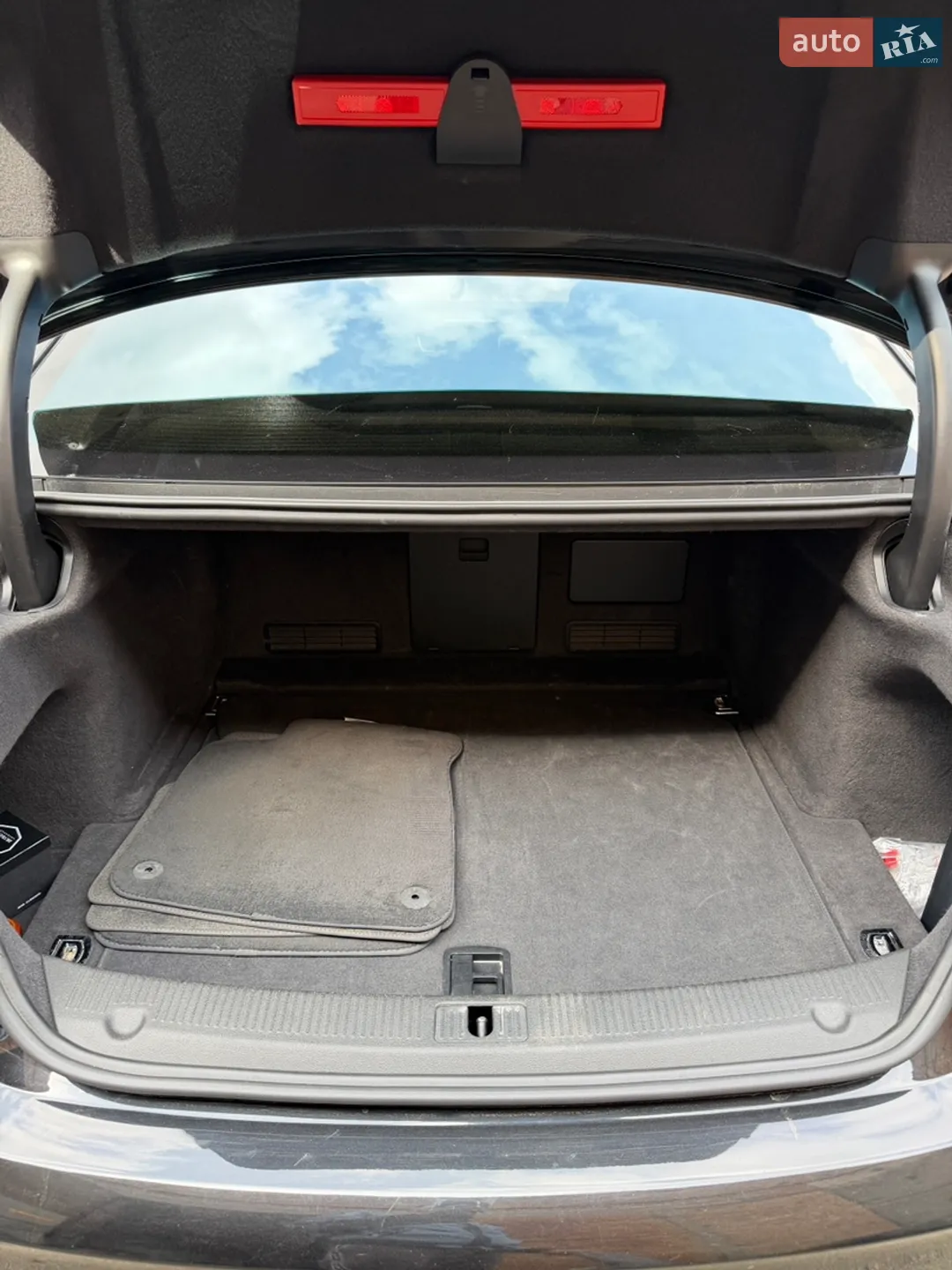 2011 Audi A8 - мініатюра 14