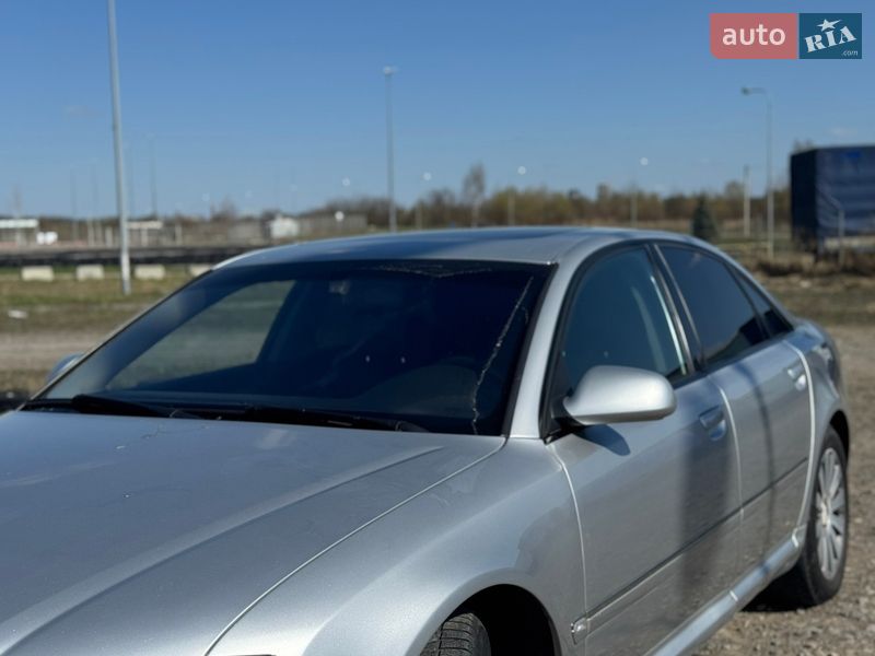 Седан Audi A8 2007 в Львові
