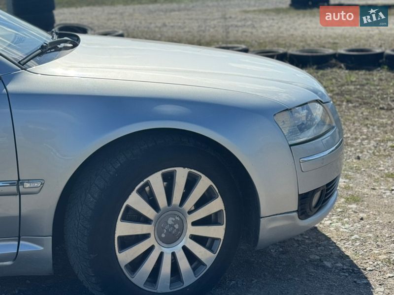 Седан Audi A8 2007 в Львові