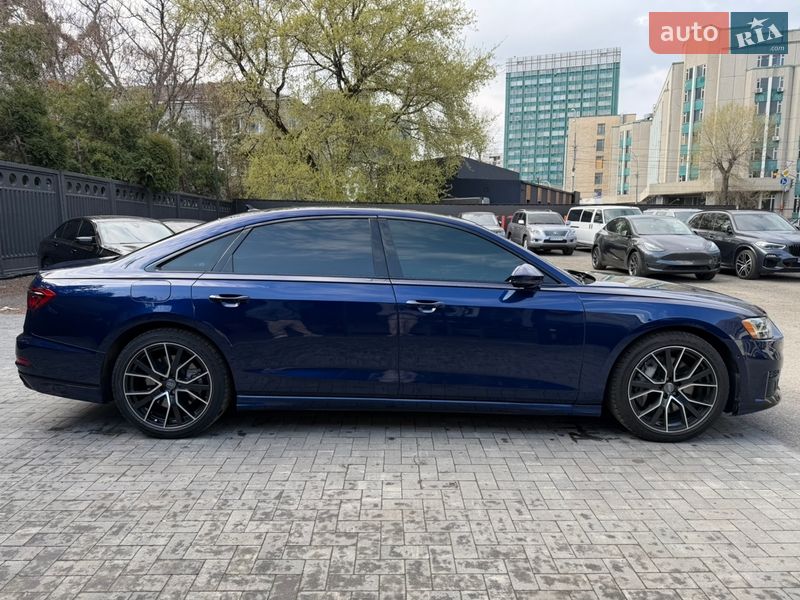 Седан Audi A8 2020 в Киеве фото 13 Седан Audi A8 2020 в Киеве