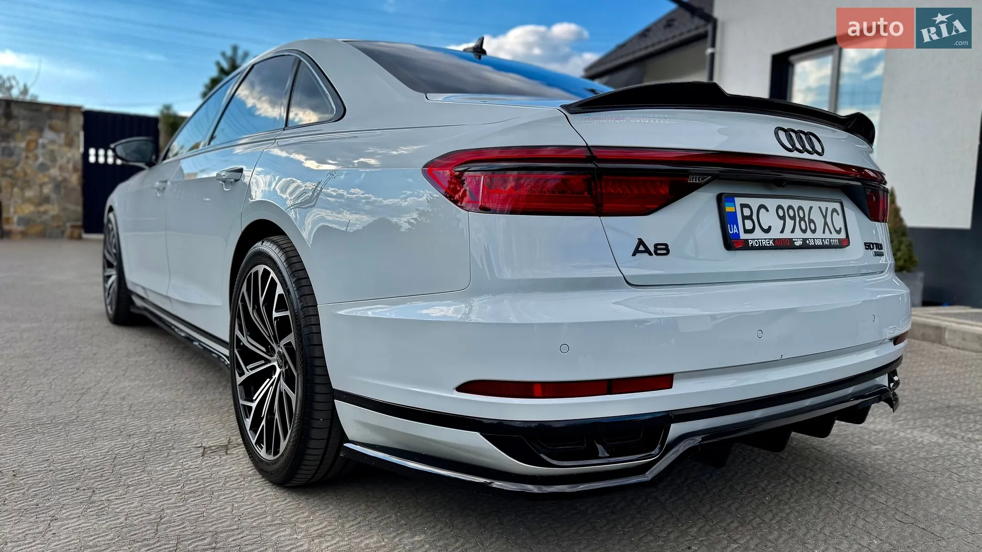 2018 Audi A8 - мініатюра 12