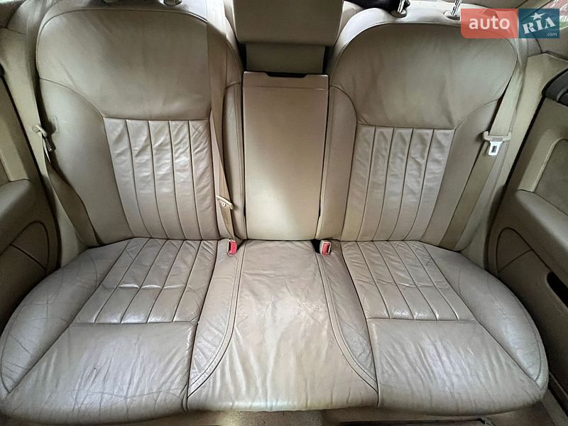 Седан Audi A8 2003 в Василькові