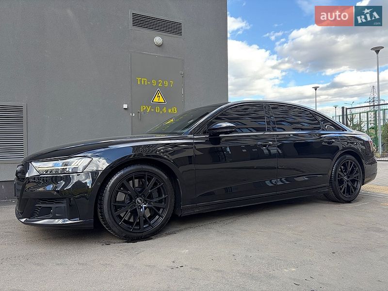 Седан Audi A8 2020 в Києві