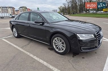 Седан Audi A8 2017 в Киеве