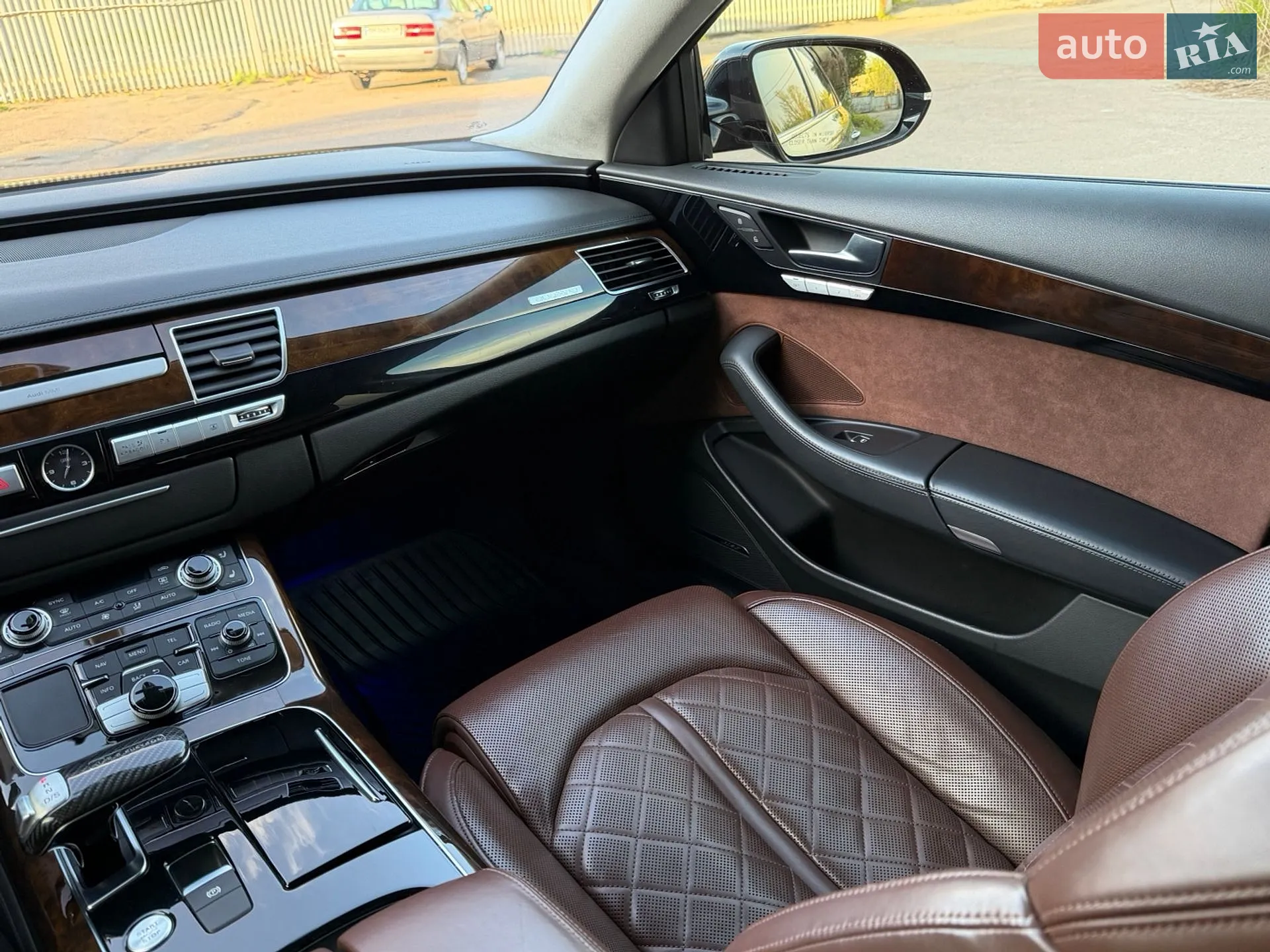 2015 Audi A8 - мініатюра 16