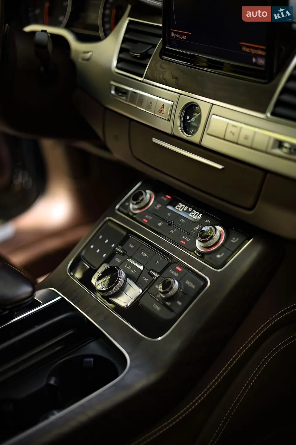2012 Audi A8 - мініатюра 9