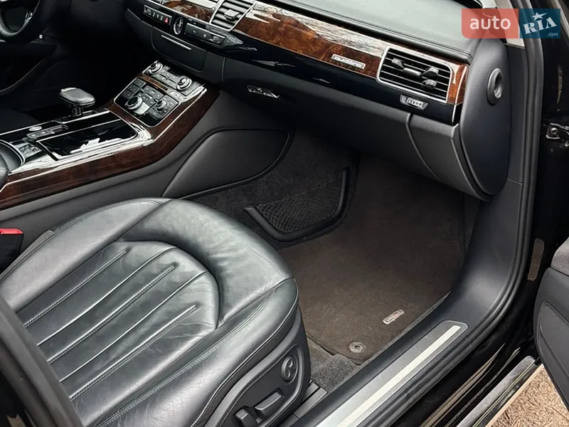 Audi A8 2017 VIN WAUZZZ4H4HN012357 фото оголошення 13 з 48
