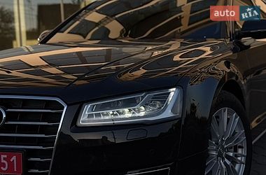 Седан Audi A8 2015 в Виноградове