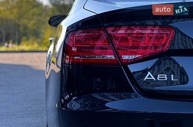 Седан Audi A8 2013 в Новояворовске
