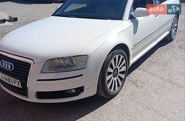 Седан Audi A8 2006 в Коростышеве