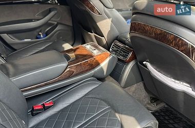 Седан Audi A8 2011 в Львове