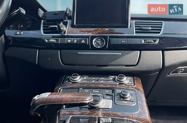 Седан Audi A8 2011 в Львове
