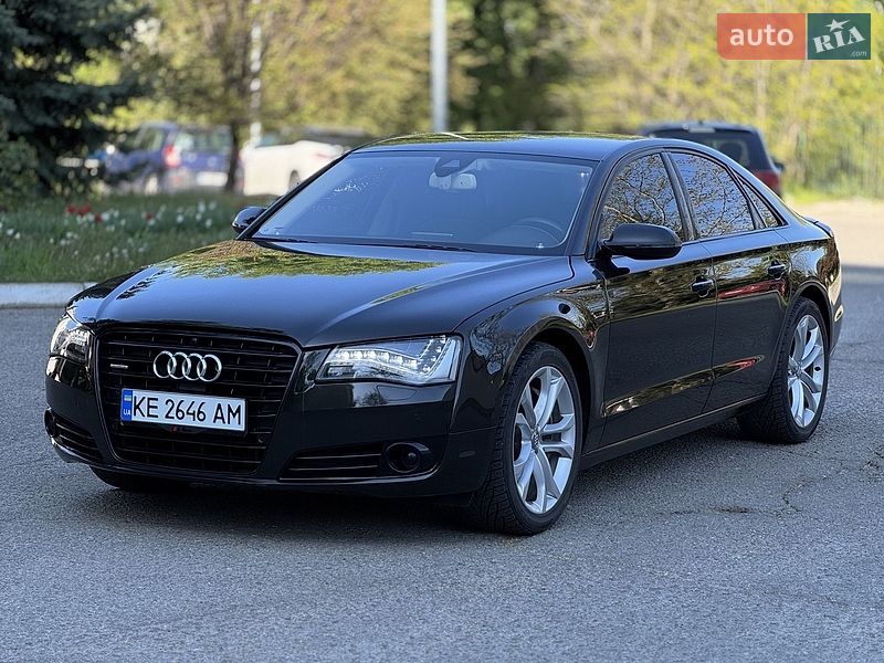 Седан Audi A8 2010 в Днепре