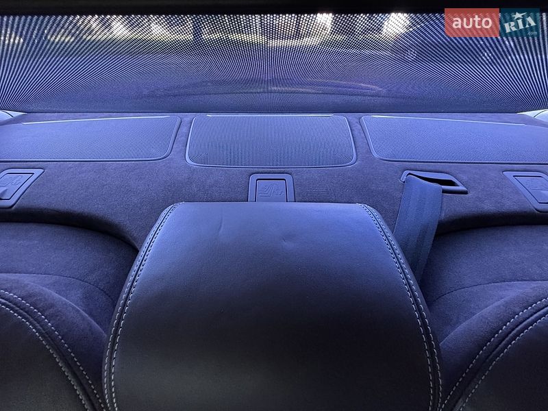 Седан Audi A8 2010 в Днепре