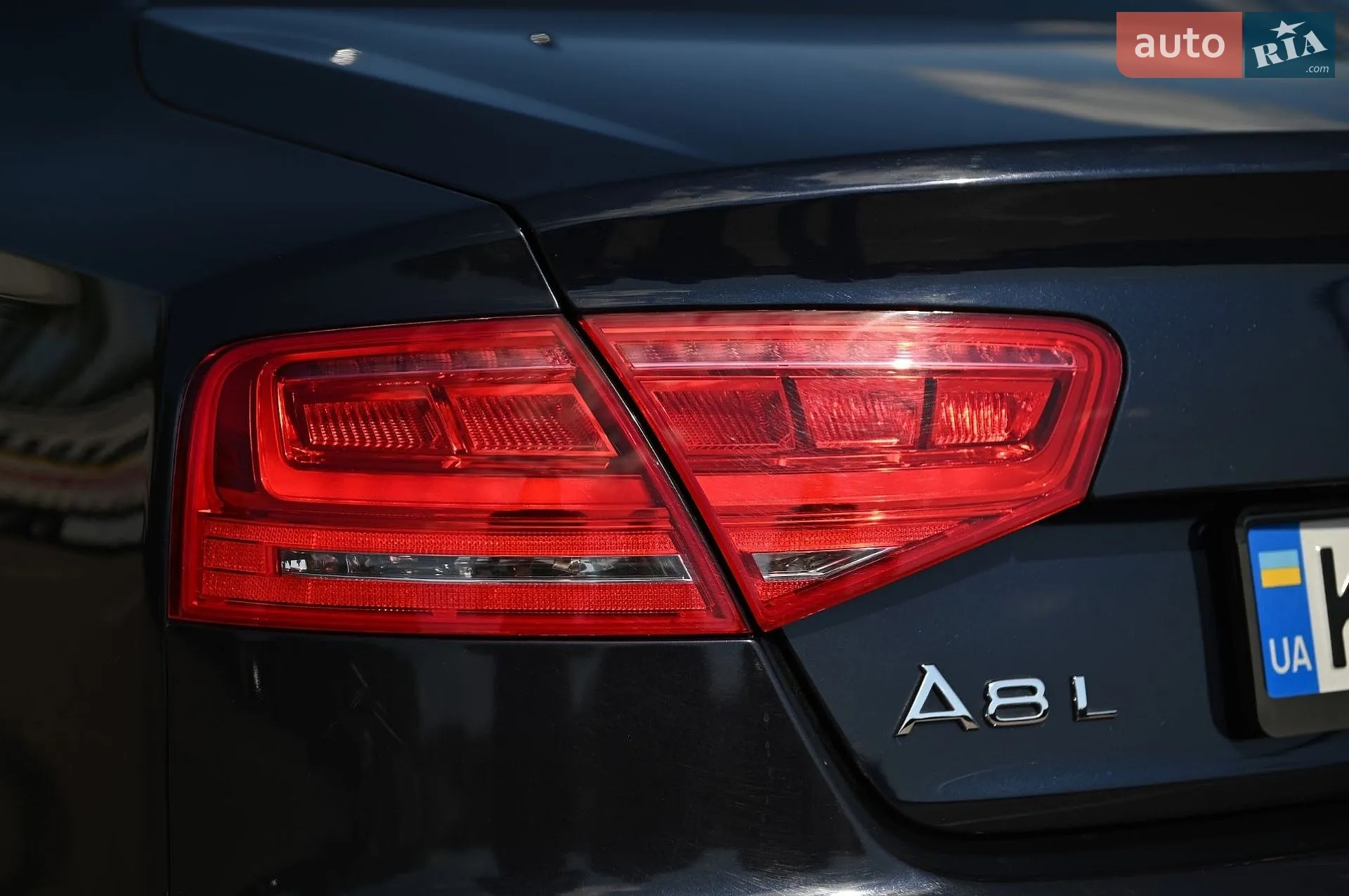 2010 Audi A8 - мініатюра 8