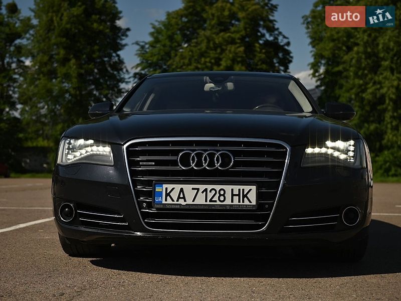 Седан Audi A8 2010 в Ровно