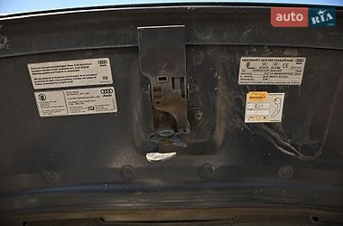 Седан Audi A8 2010 в Ровно