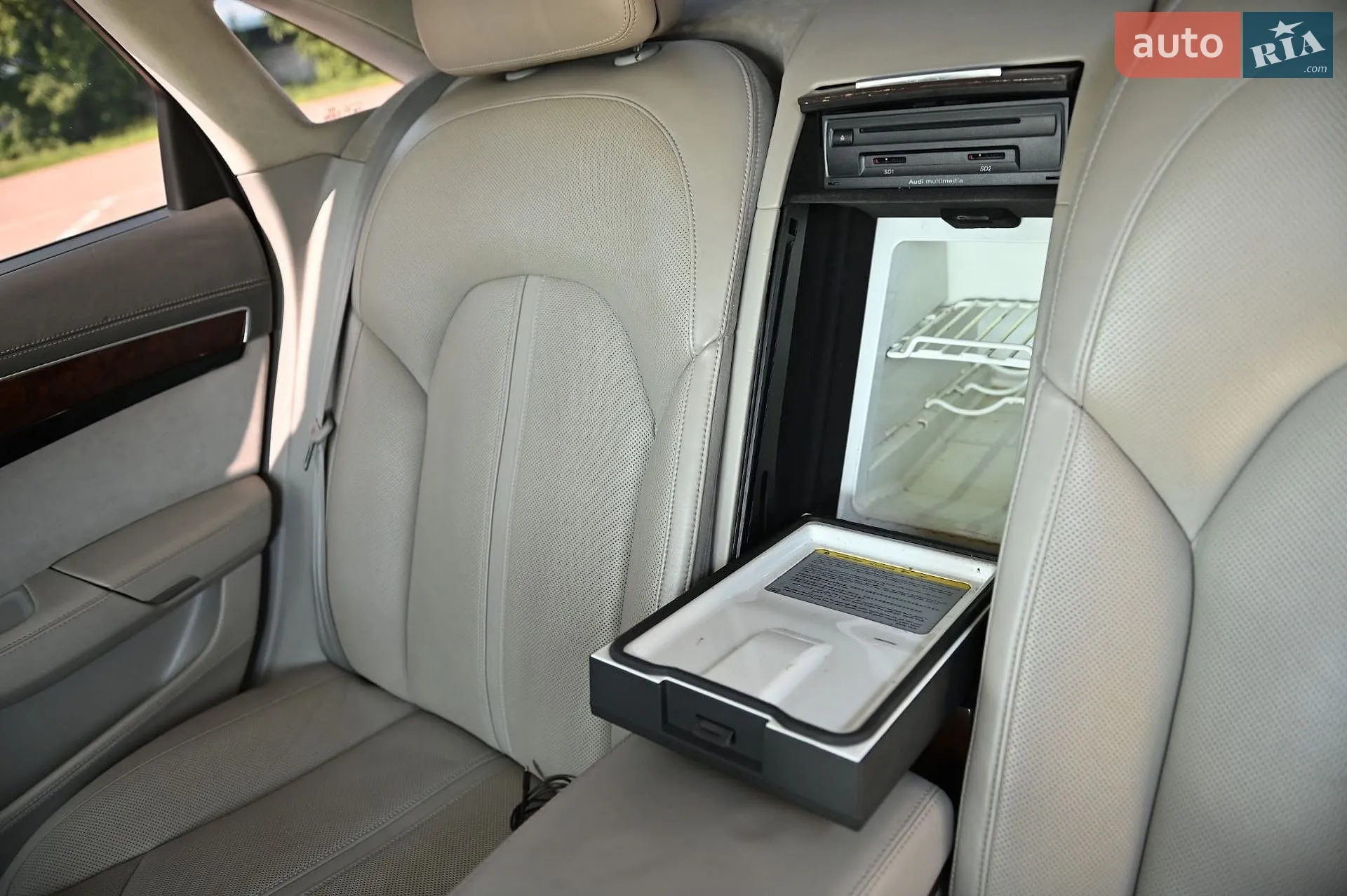 2010 Audi A8 - мініатюра 83