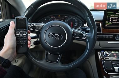 Седан Audi A8 2010 в Ровно