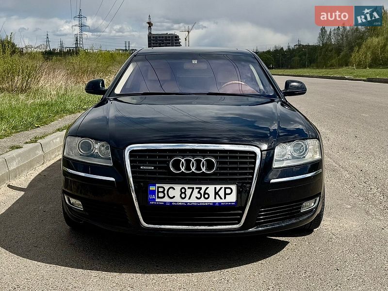 Седан Audi A8 2009 в Львове
