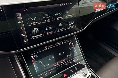Седан Audi A8 2022 в Киеве
