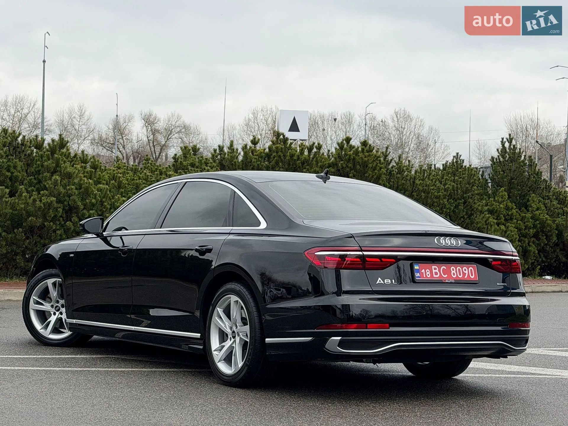 2022 Audi A8 - мініатюра 5
