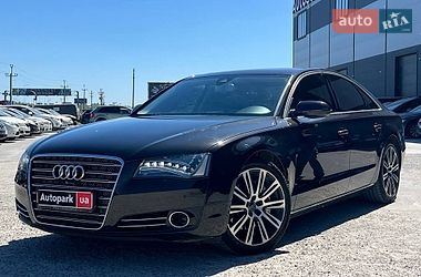 Седан Audi A8 2012 в Львові