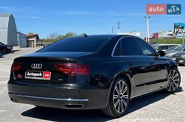 Седан Audi A8 2012 в Львові