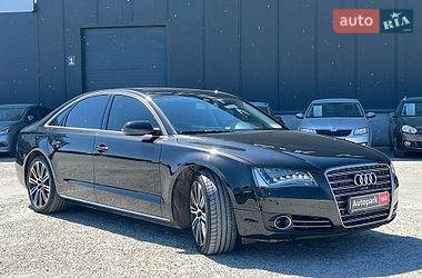 Седан Audi A8 2012 в Львові