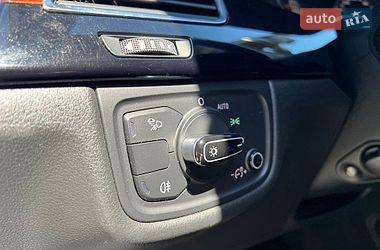 Седан Audi A8 2012 в Львові