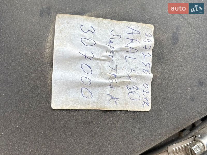 Седан Audi A8 2000 в Староконстантинове