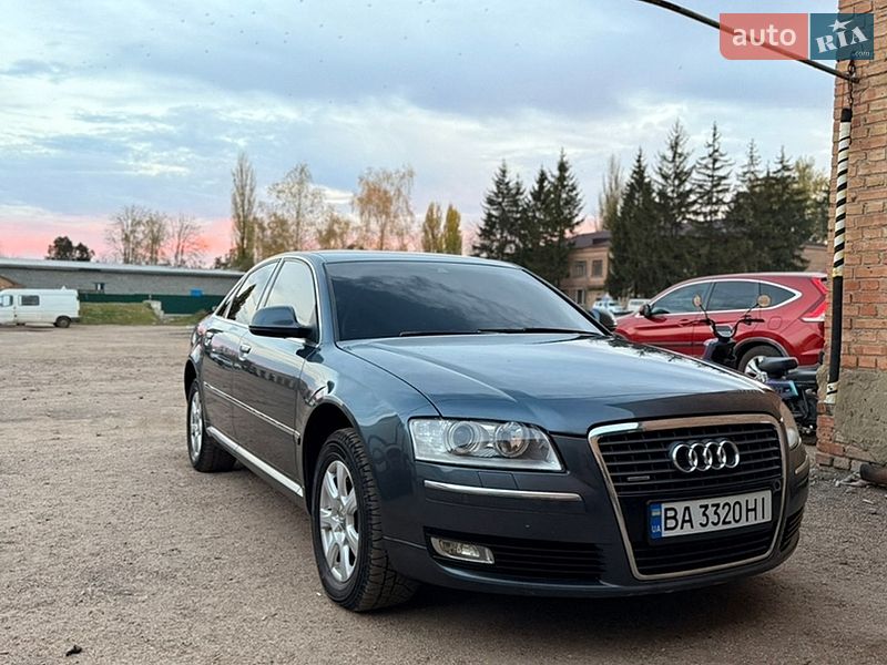 Седан Audi A8 2008 в Бобринце