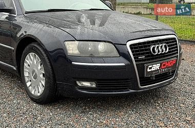 Седан Audi A8 2009 в Стрию