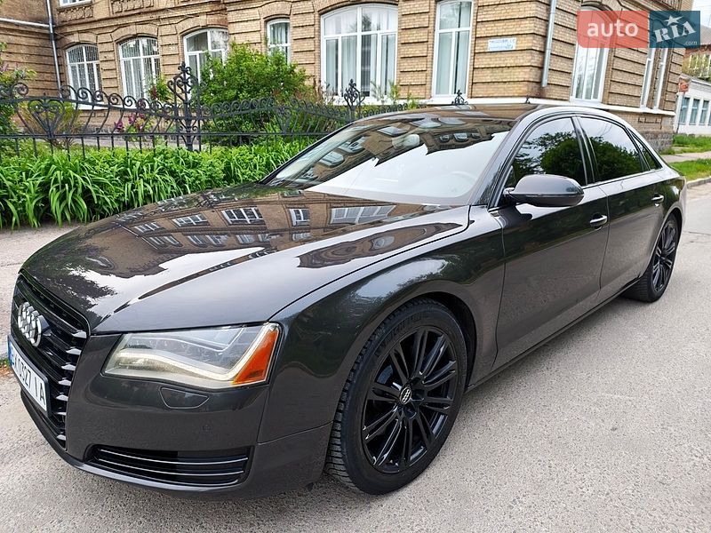 Седан Audi A8 2013 в Бердичеве