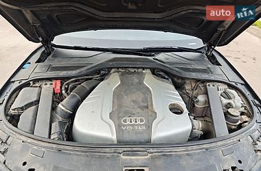 Седан Audi A8 2013 в Бердичеве