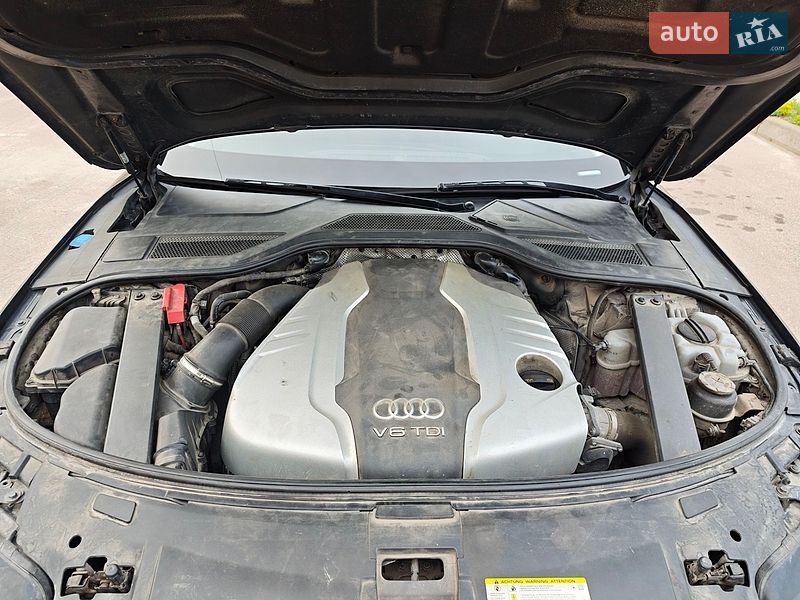 Седан Audi A8 2013 в Бердичеве