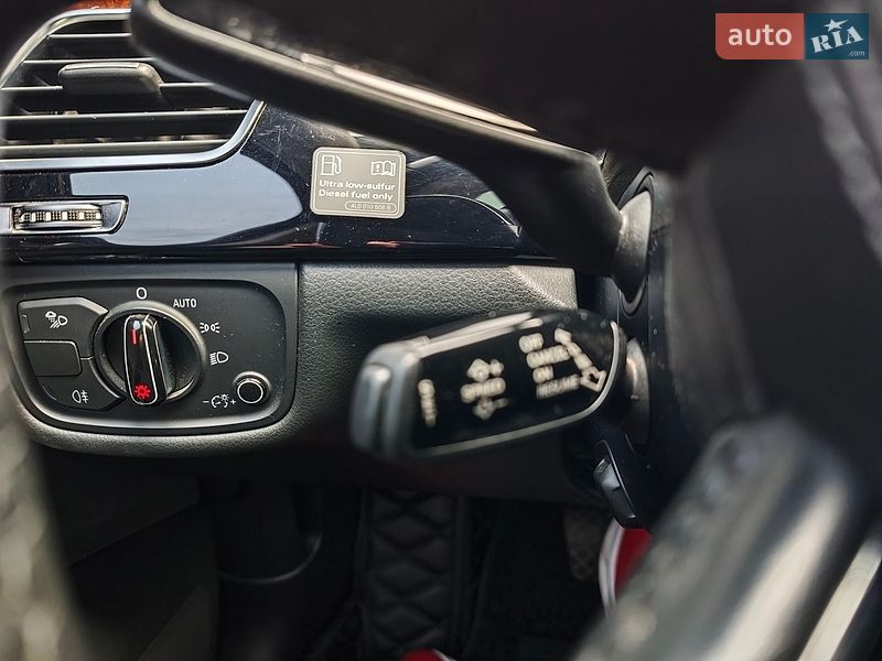Седан Audi A8 2013 в Бердичеве