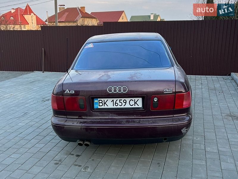 Седан Audi A8 1994 в Хмельницькому