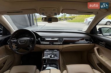 Седан Audi A8 2013 в Днепре