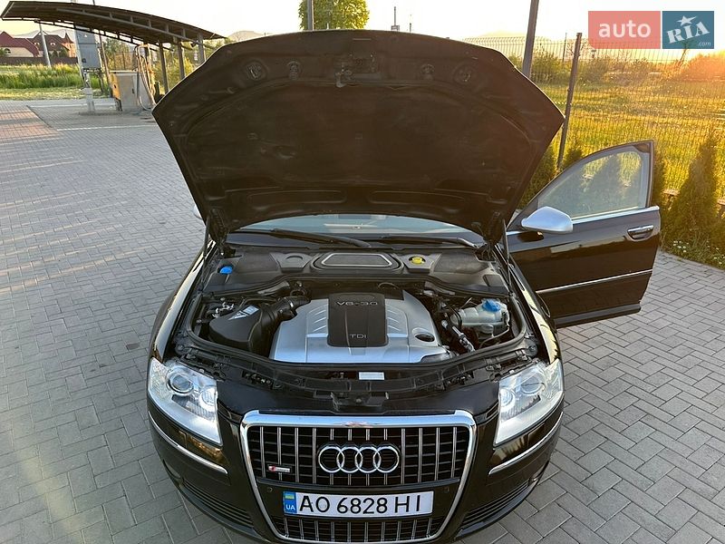 Седан Audi A8 2006 в Тячеве