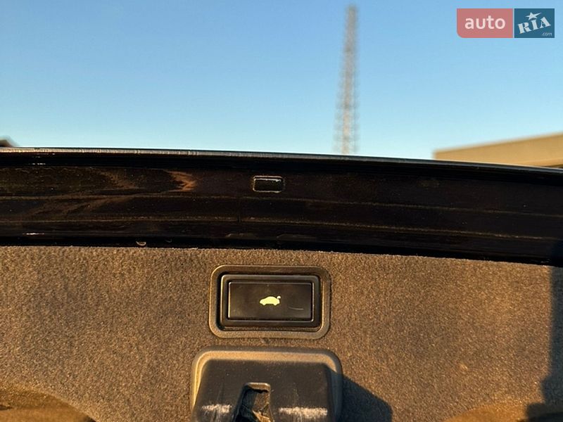 Седан Audi A8 2006 в Тячеве